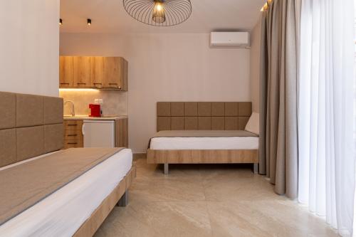 family_suite_a1_a8_8045