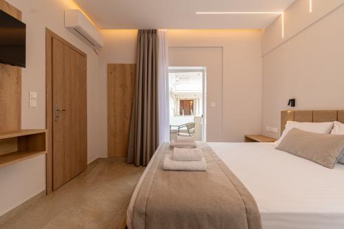 family_suite_a1_a8_8055